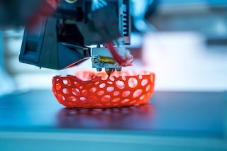 Additive manufacturing: 3D printing digitizes production