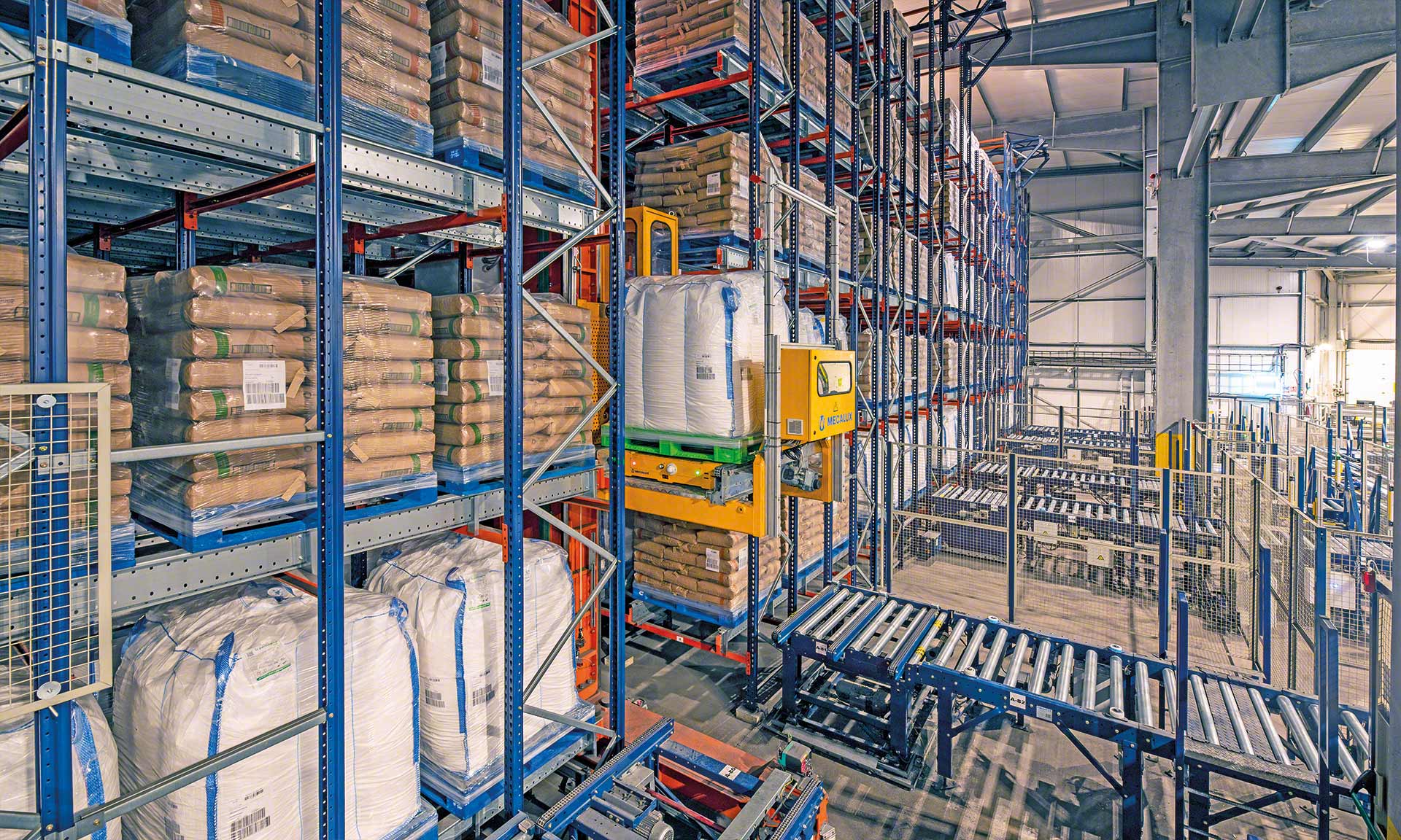 AS/RS with Pallet Shuttle: maximum warehouse productivity