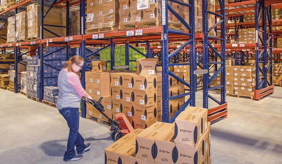 Operators carry out manual stock replenishment with the help of manual handling equipment