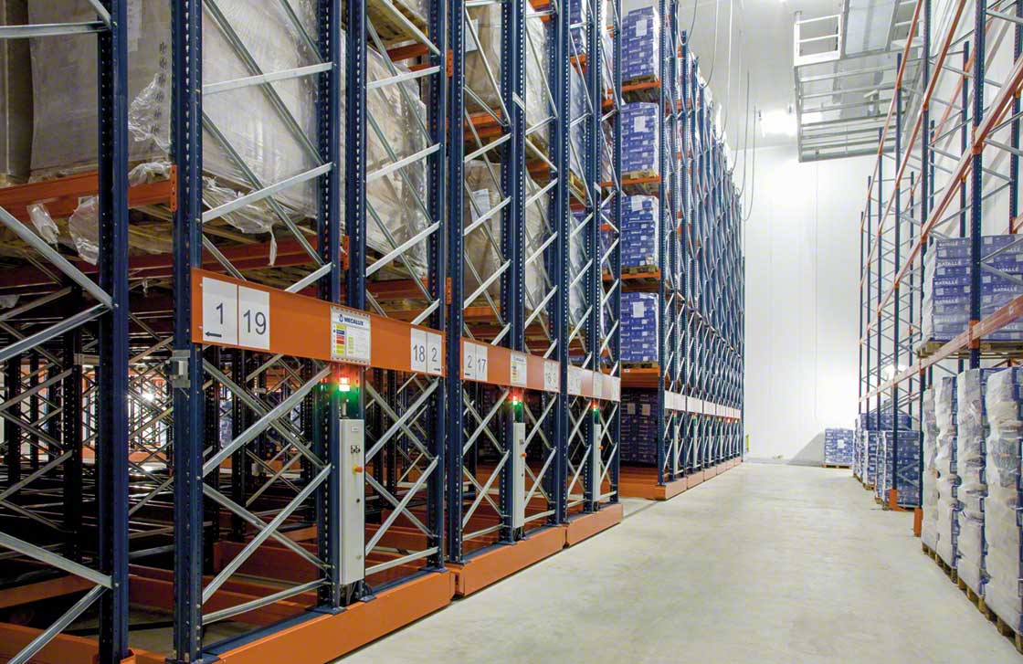Freezer warehouse: storage below 32°F - Interlake Mecalux