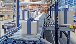 Christmas logistics is characterized by a significant increase in order processing