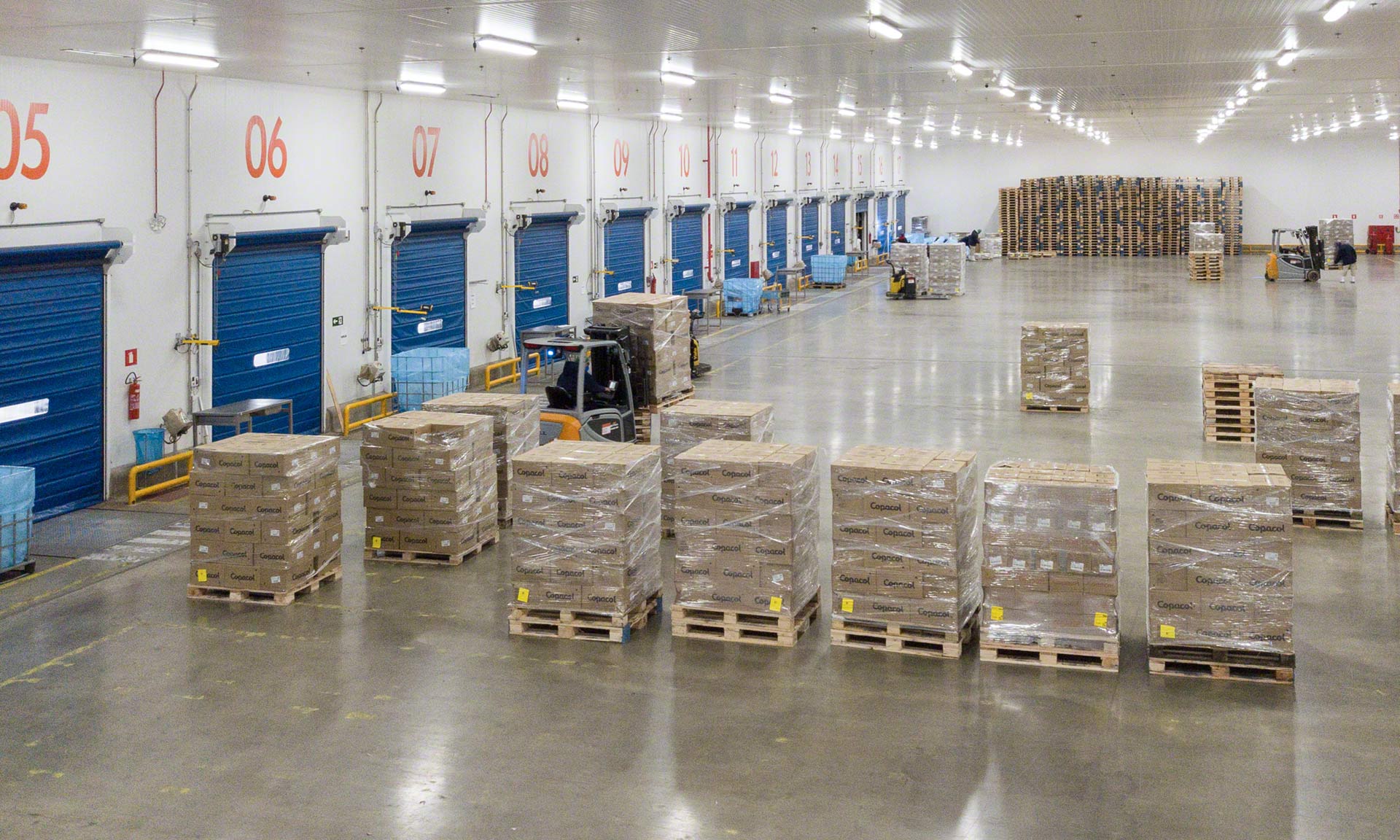 Consolidation and deconsolidation cross-docking: what are they?