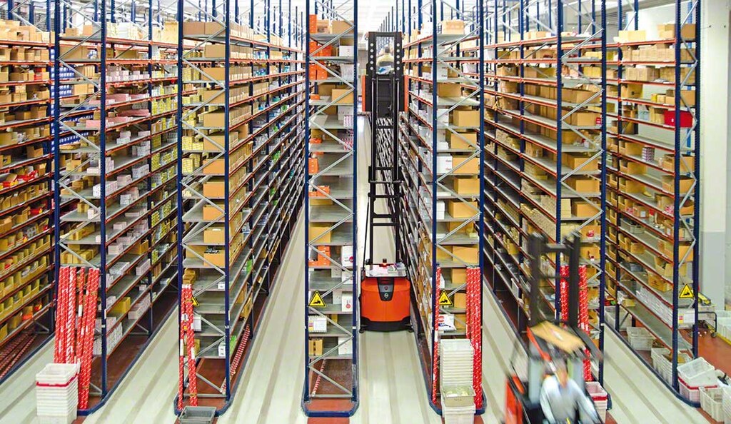 Order pickers enable operators to access goods on the upper levels of the racks