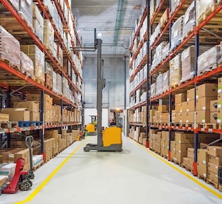 How to calculate warehouse capacity: Is it time to expand?