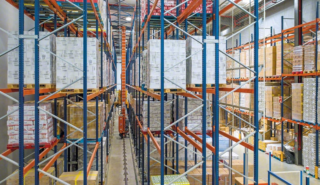 Automated solutions from Interlake Mecalux ensure safe, agile handling of FMCG products