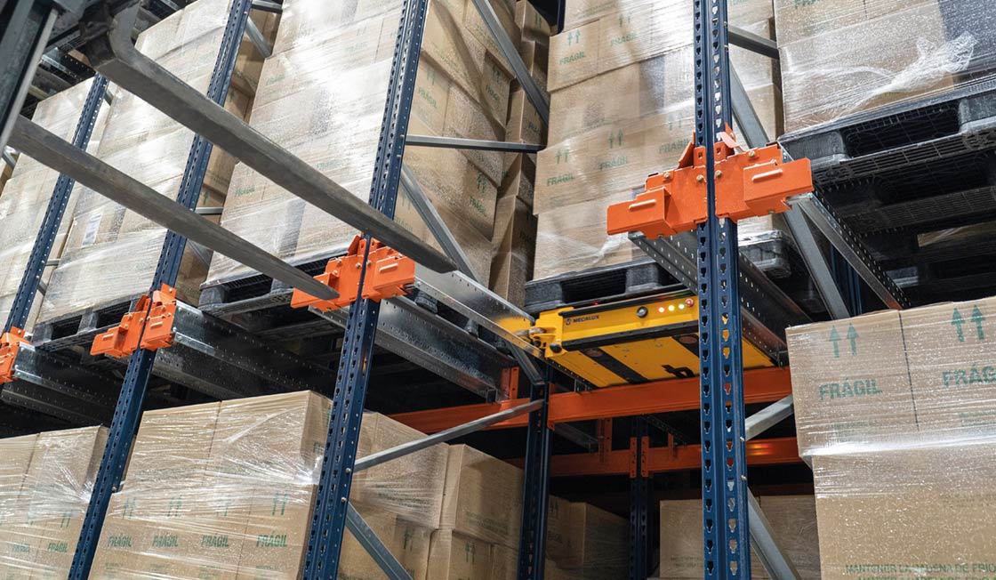 高密度存儲係統有助於保護倉庫中的冷鏈