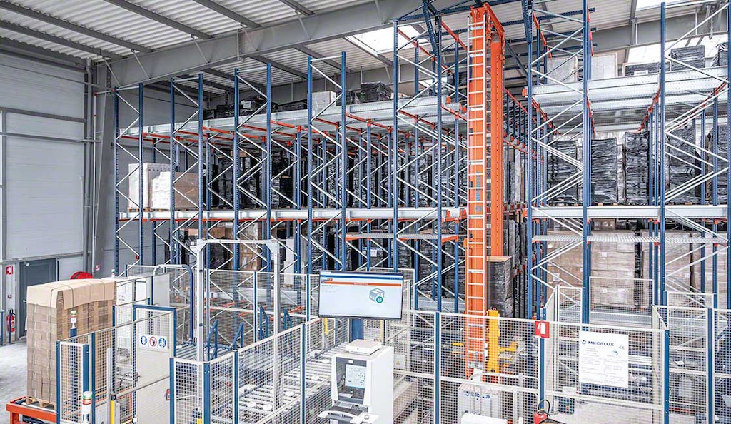 Verlhac Logistique’s AS/RS was built in a 6.5-foot-deep pit to increase storage capacity