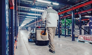 Pick tunnels speed up order picking Pick tunnels speed up order picking
