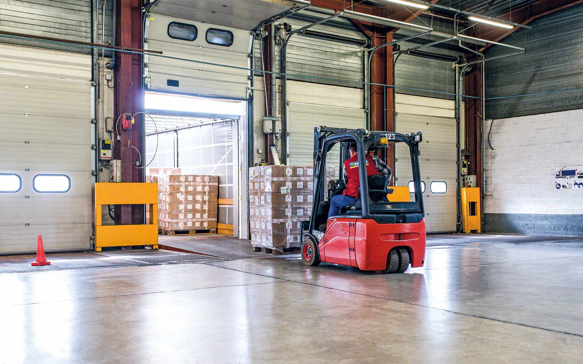 Truck loading is the process of placing goods onto the transportation vehicle Truck loading is the process of placing goods onto the transportation vehicle