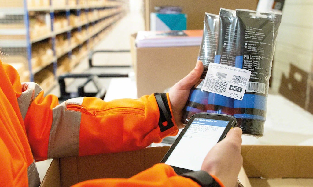 Stationary company SurDiscount has digitalized its processes to reduce shipping errors