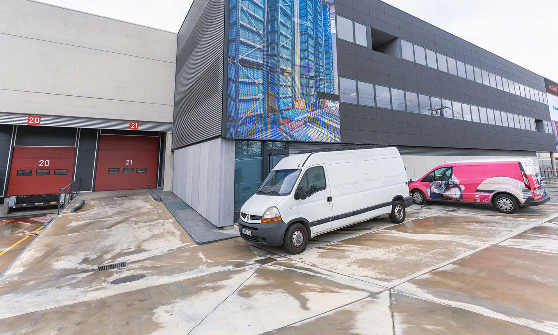 Time for urban logistics Time for urban logistics