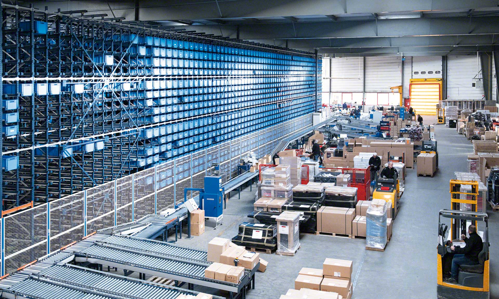 Urban warehouses are logistics facilities located inside cities to streamline deliveries of orders to end customers Urban warehouses are logistics facilities located inside cities to streamline deliveries of orders to end customers