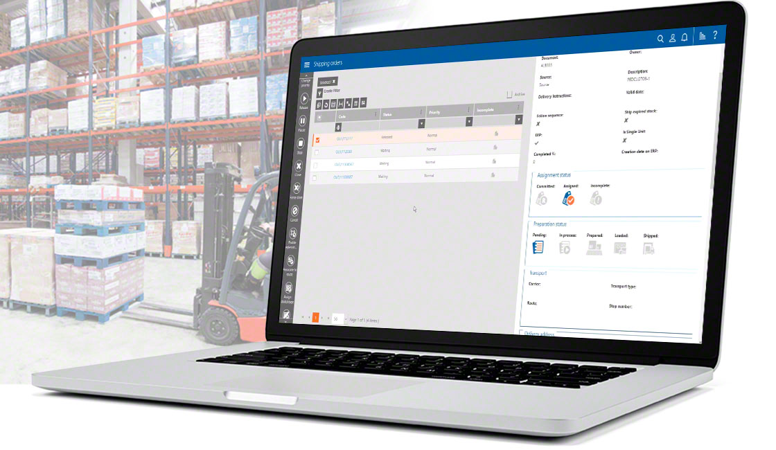 Warehouse management software automates warehouse consolidation tasks such as goods receipt and stock storage