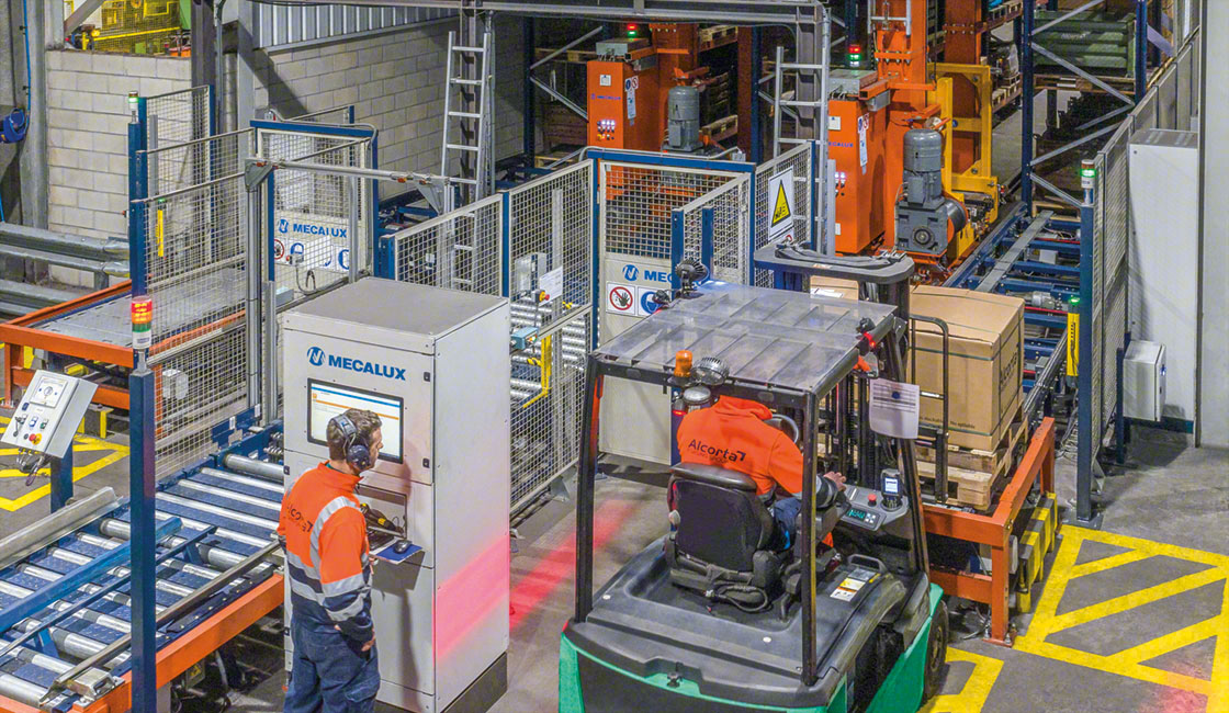 自动化是一种保证货物管理高吞吐量的仓库存储技术