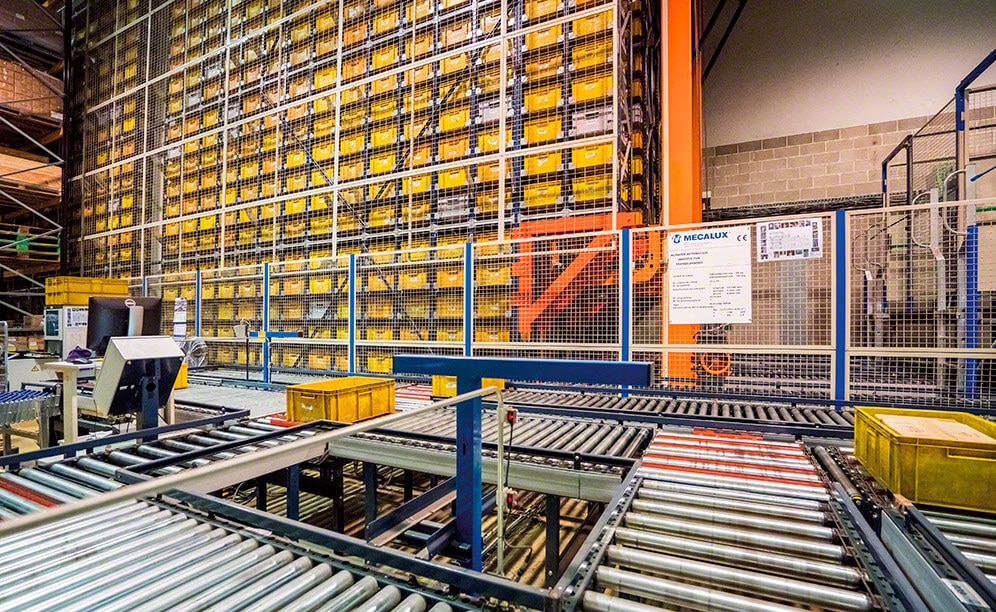 Interlake Mecalux has equipped the JCH warehouse in Barcelona with an automated miniload warehouse that offers a storage capacity of 4,076 boxes