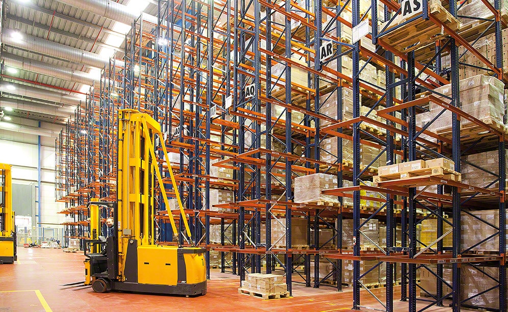 Disalfarm warehouse introduces trilateral stacker cranes - Interlake ...