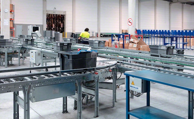 The installation has selective pallet racking, as well as a sorting and order consolidation area that streamline operations being carried out