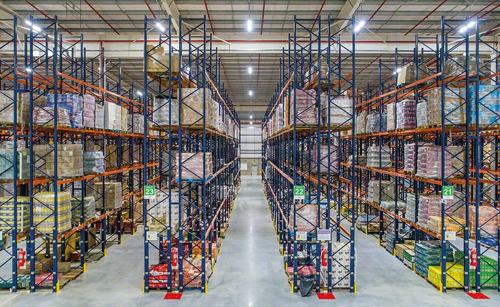 A warehouse sector has 31' high racks with five different levels, and in sectors where the warehouse is the highest, the racks are 34' high with six storage levels