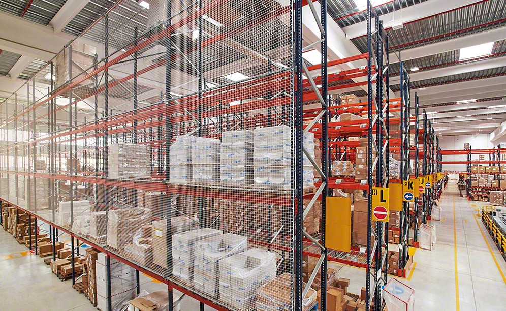 Stock control: key warehouse operation - Interlake Mecalux