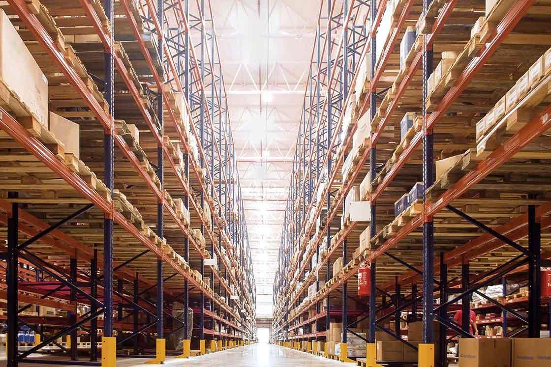 The WMS helps keep an exhaustive control over your inventory in real time.