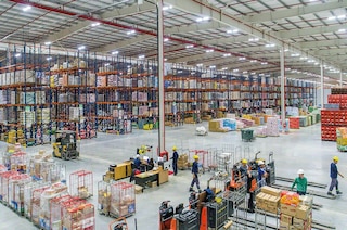 Warehouse labor performance: how to motivate your logistics team