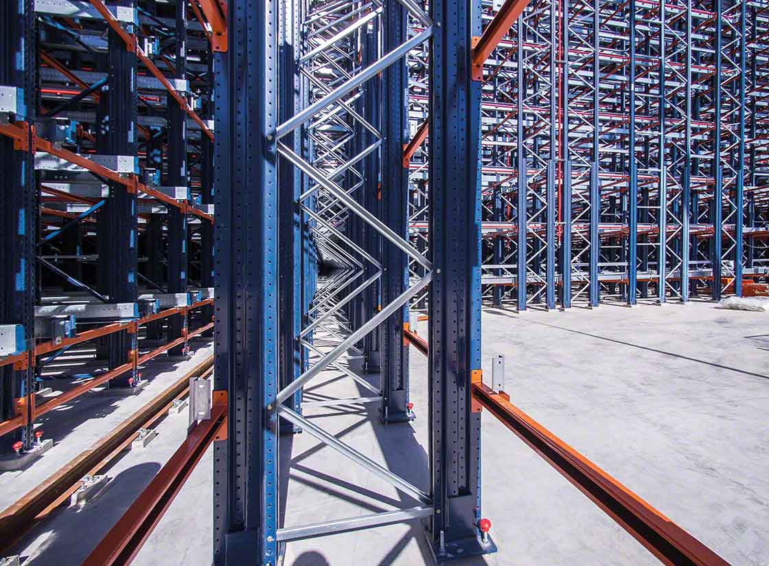 It’s important to know which type of coating works best for outdoor warehouses