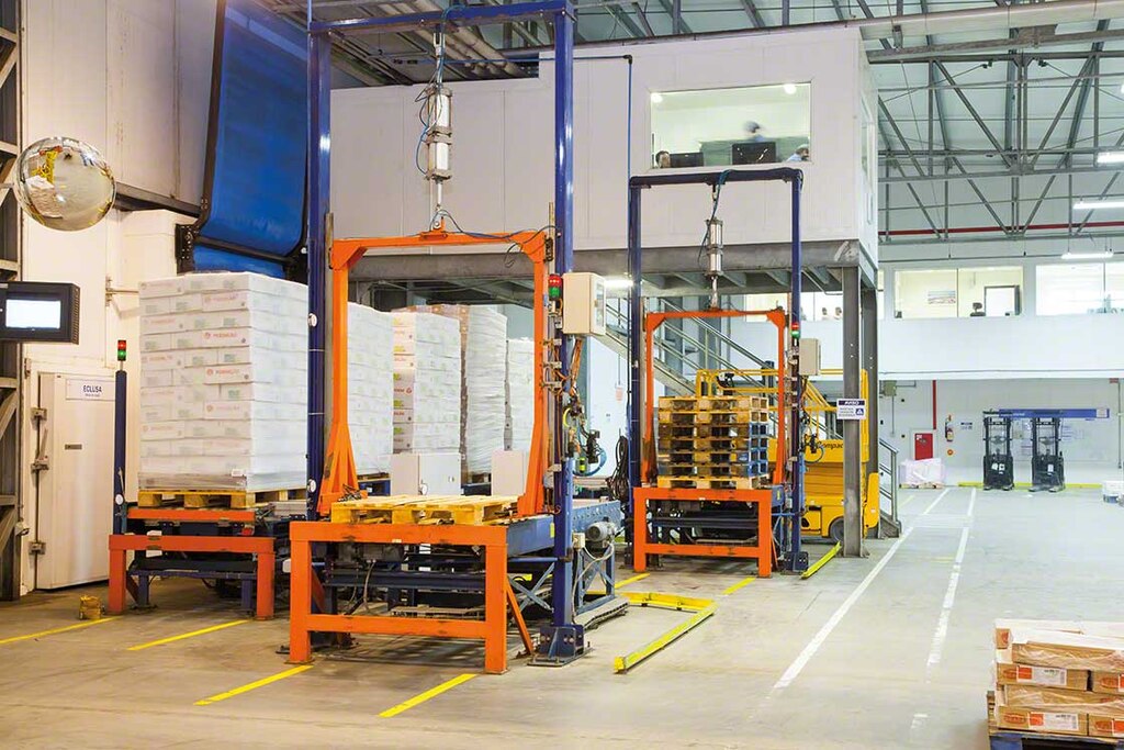 Checkpoints help to conduct real-time inventory by managing the information linked to each inbound pallet