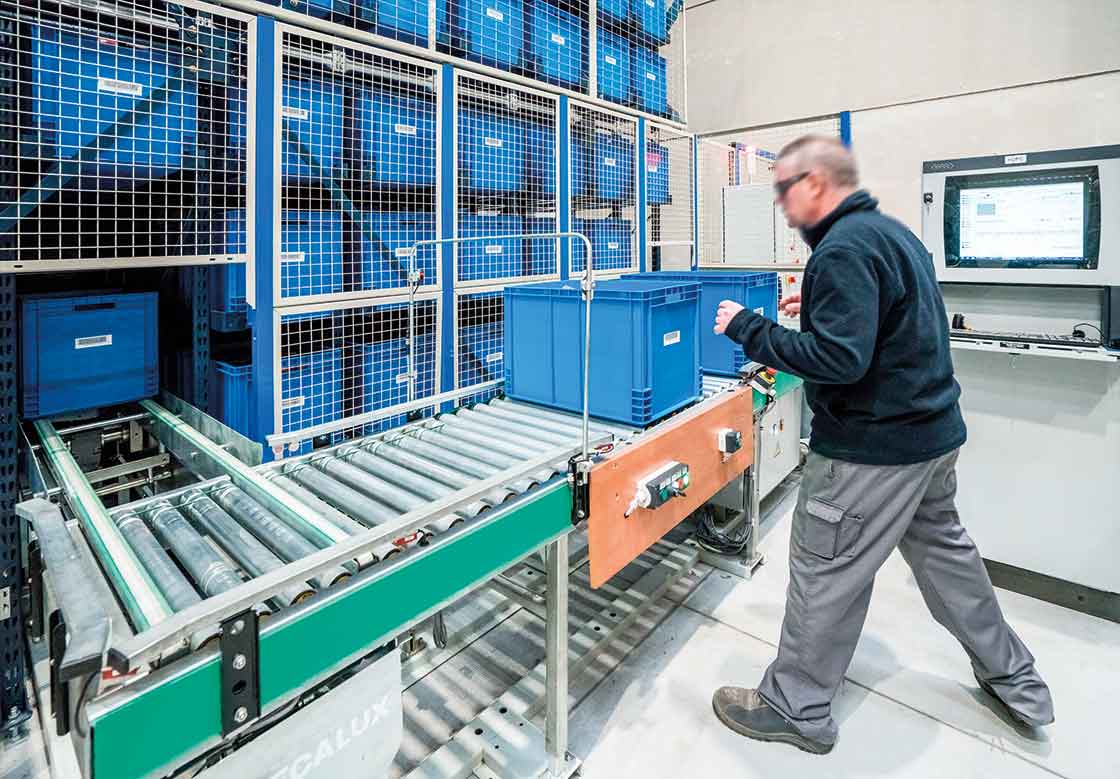 Picking area design and features Interlake Mecalux