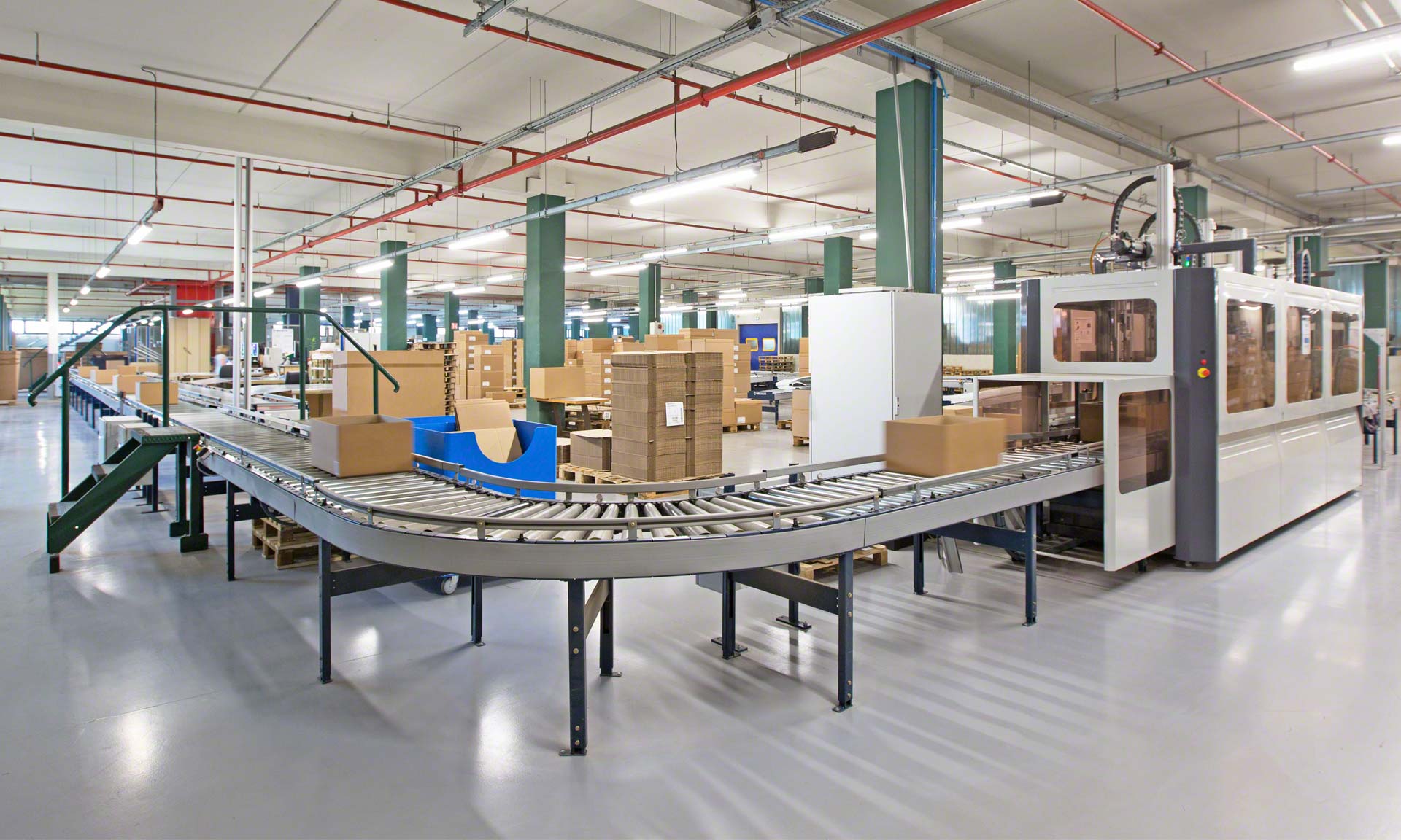 Mephisto transforms its warehouse in France Interlake Mecalux