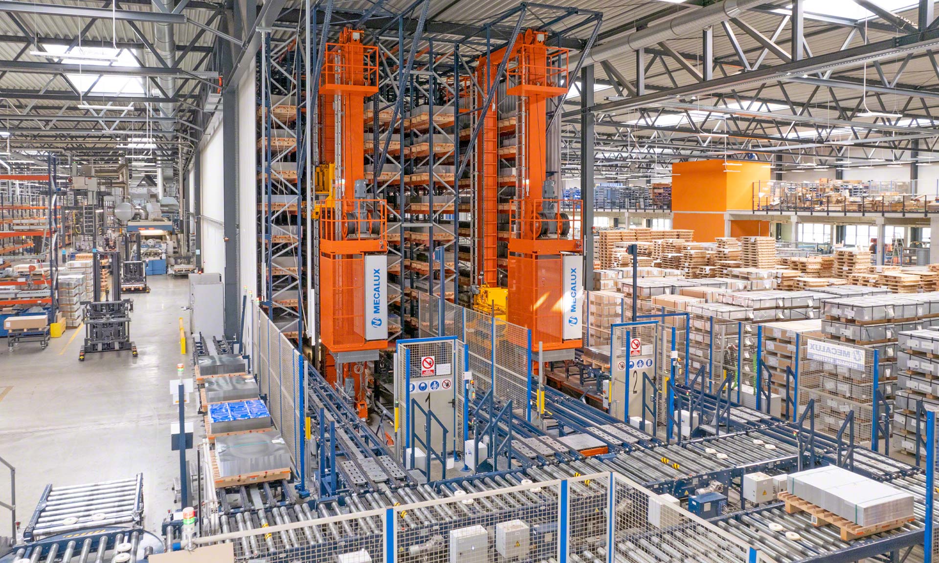 Blechwarenfabrik: automated warehouse for cans - Interlake Mecalux