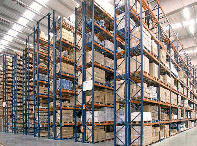 Example of an order picking warehouse