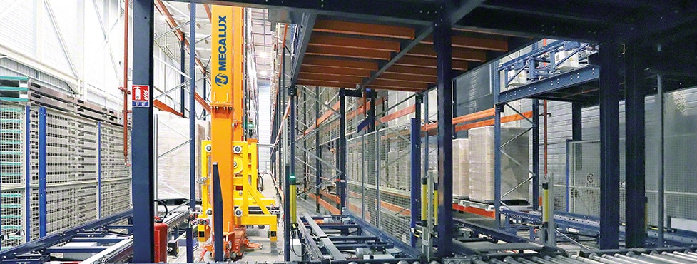 The Steris automated warehouse is allocated to the sterilization of products The Steris automated warehouse is allocated to the sterilization of products