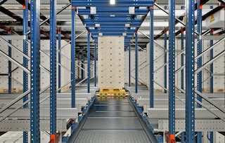 How does the 3D Automated Pallet Shuttle work?