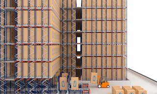 The 3D Automated Pallet Shuttle optimizes space to boost capacity