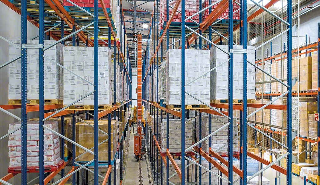 Logistics provider HAVI automated its 3PL warehouse with two AS/RS for pallets
