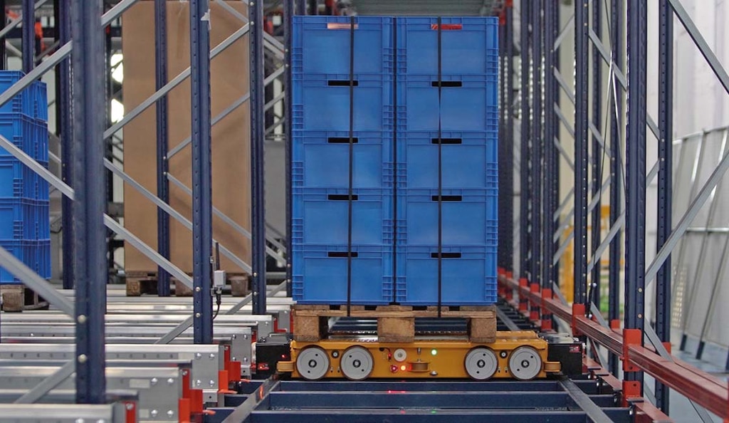 Interlake Mecalux’s 3D APS fully automates pallet handling