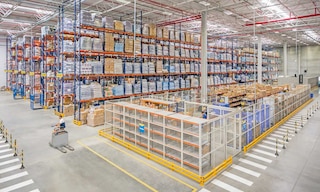 Cross-contamination of food consists of the transfer of contaminating agents from one food product to another Cross-contamination of food consists of the transfer of contaminating agents from one food product to another