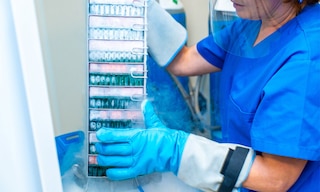 Cryogenic storage: Housing materials at -238 °F Cryogenic storage: Housing materials at -238 °F