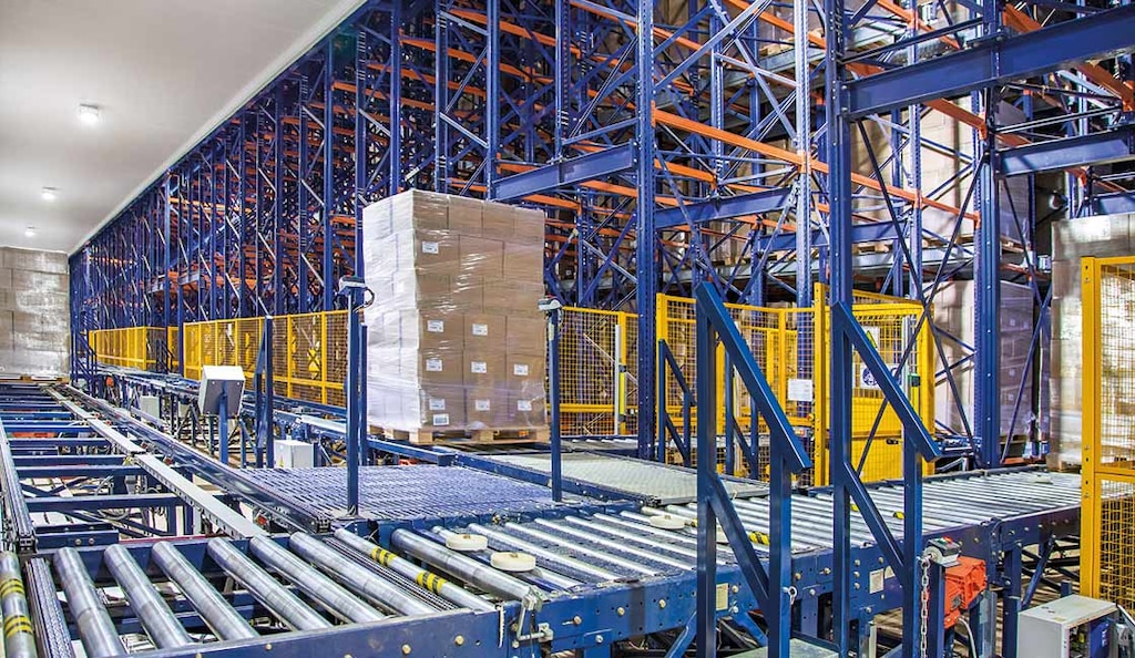 Automation improves energy efficiency in distribution centers and warehouses