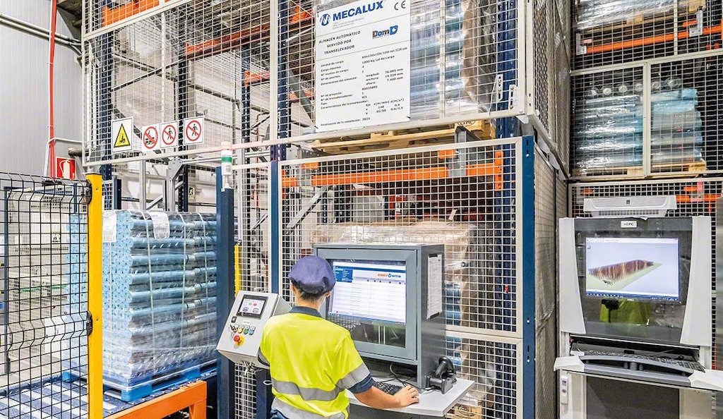 A WMS helps minimize inventory costs