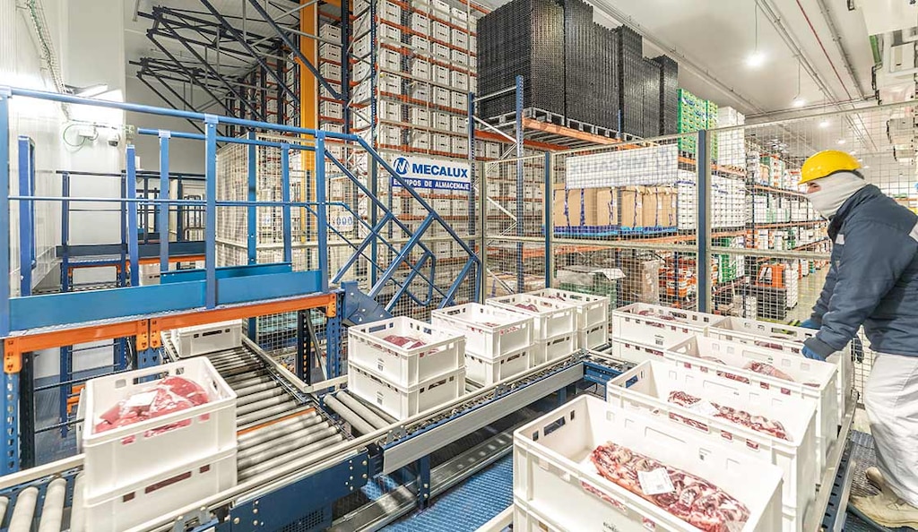 Lot traceability streamlines processes, reduces errors, and gives businesses greater control over inventory