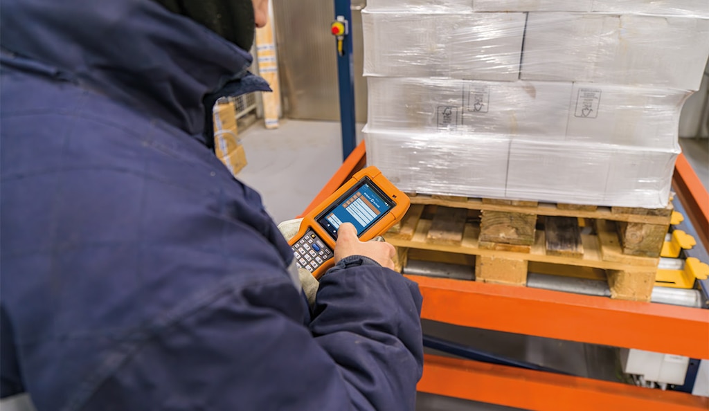 WMS software helps maintain lot traceability and keeps product information up to date