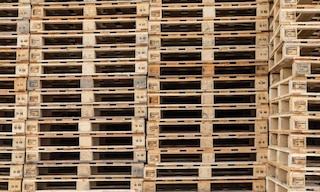 Pallet markings ensure traceability, legal compliance, and safety