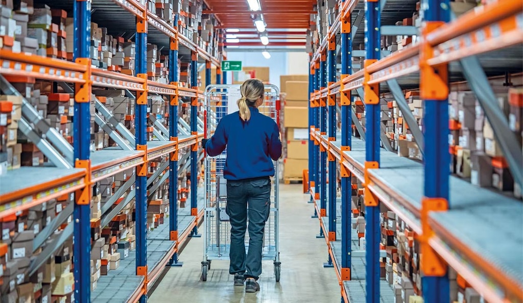 Parallel picking makes it easier to handle demand spikes