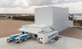 Regional warehouse for smaller distribution zones