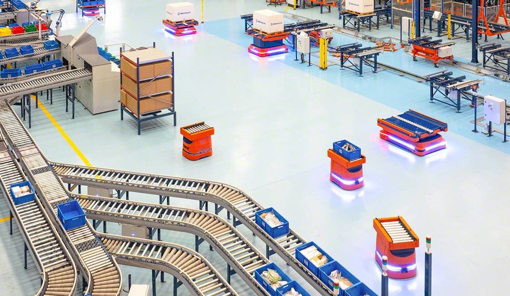 AMRs use SLAM to automate internal goods transport and make processes more flexible