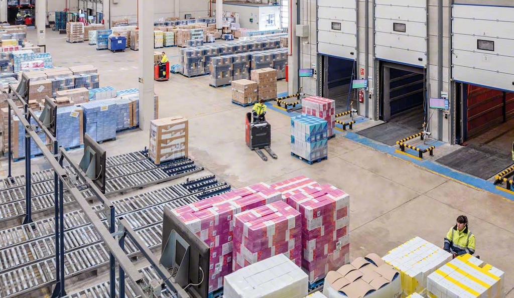 A supply chain should be efficient, timely, cost-effective, and deliver a high level of service