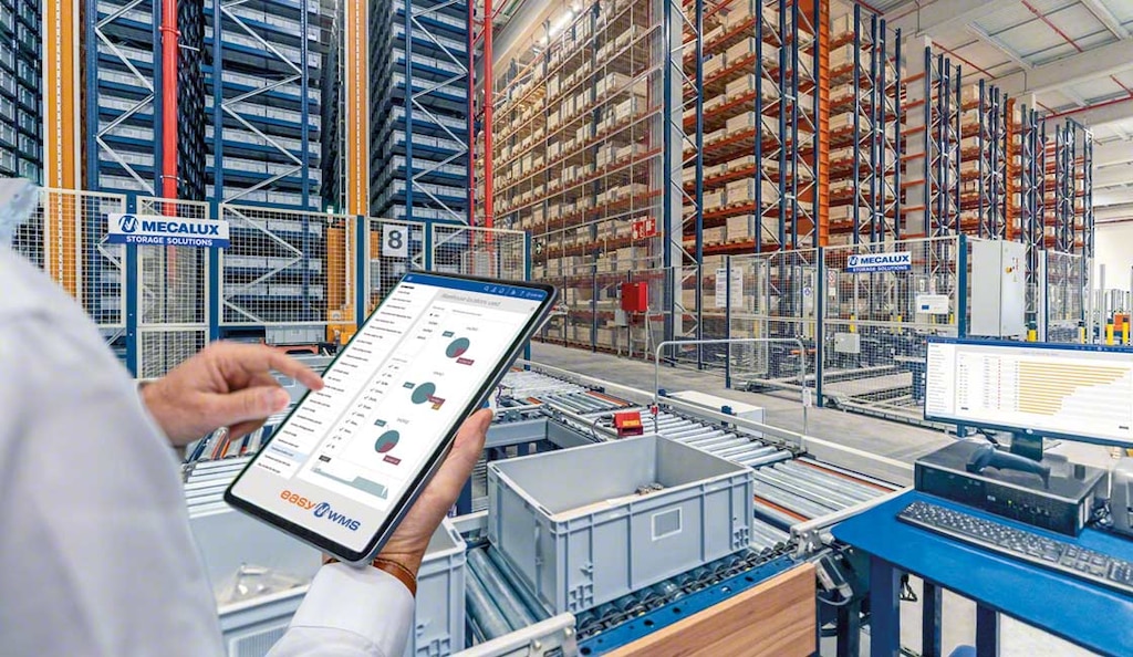 Businesses can check their warehouse stock using software