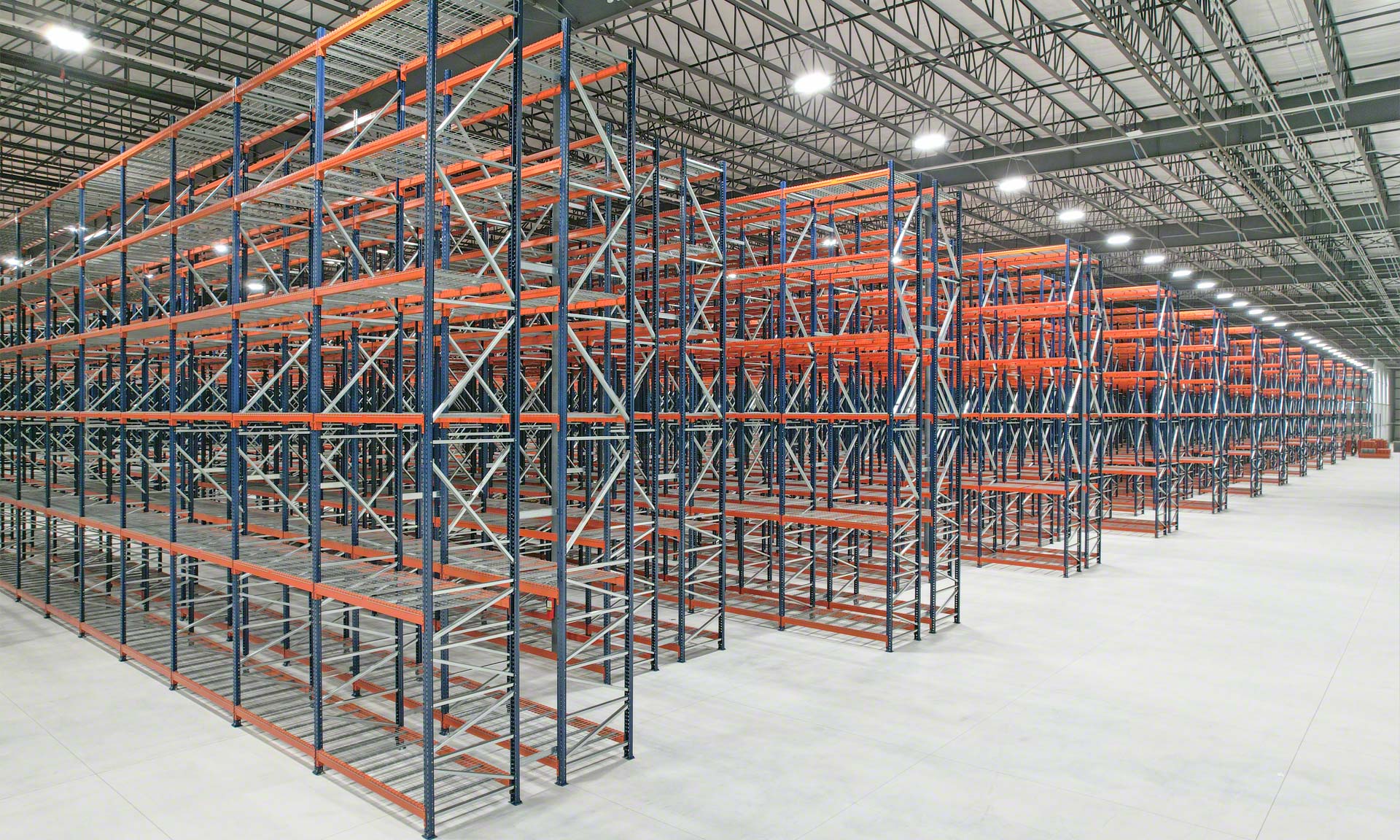 Abraxas maximizes storage capacity for efficient document management Abraxas maximizes storage capacity for efficient document management