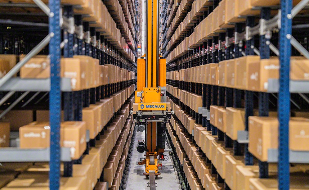 AS/RS for boxes in the Wallbox facility